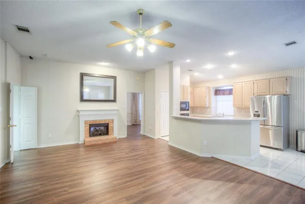 $2,850 | 6757 Burr Oak Drive, Plano, TX 75023