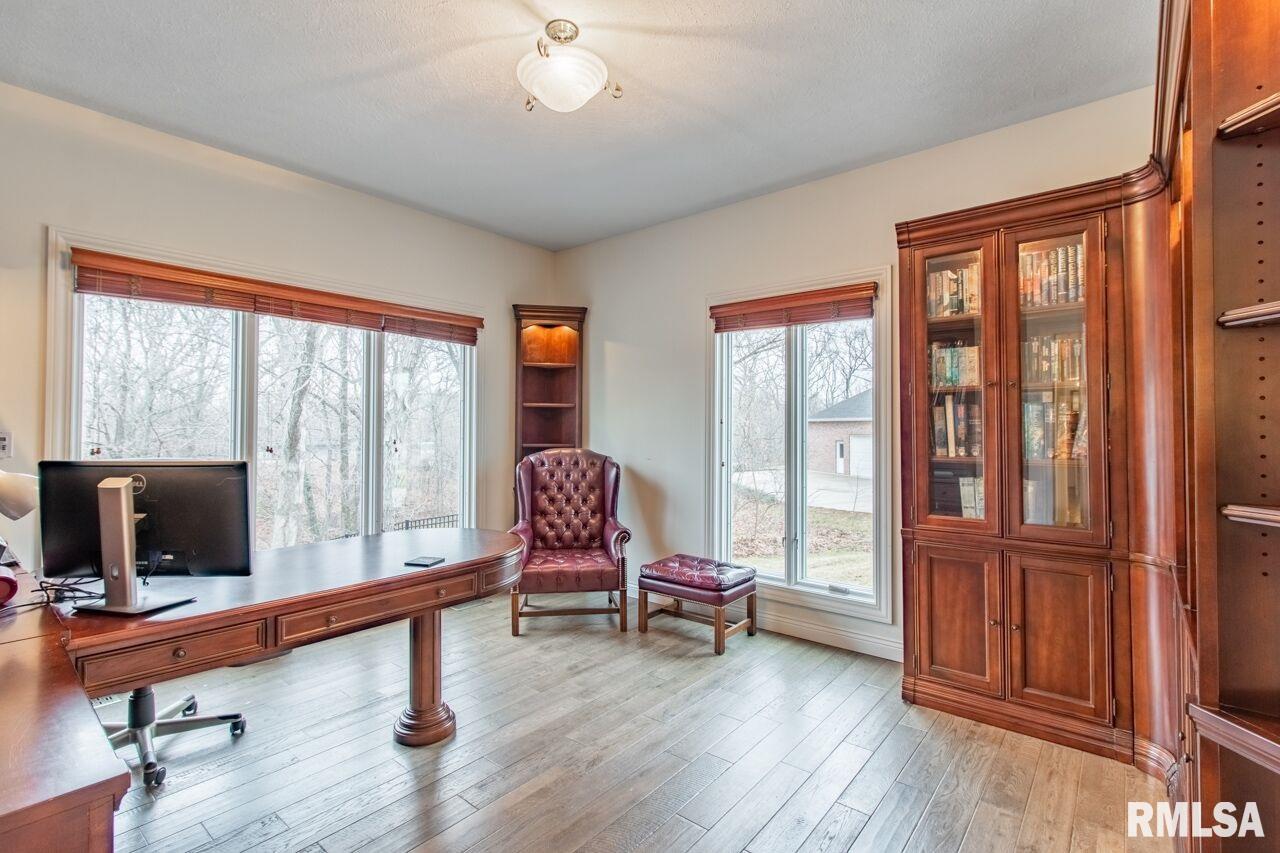 1232 Autumn Ridge Court Morton, IL 61550 - Photo 21 of 40 Gallery Image 21