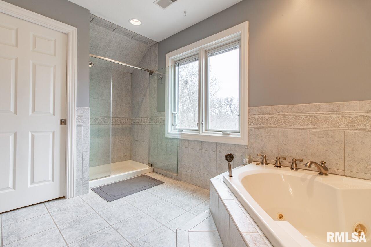 1232 Autumn Ridge Court Morton, IL 61550 - Photo 26 of 40 Gallery Image 26
