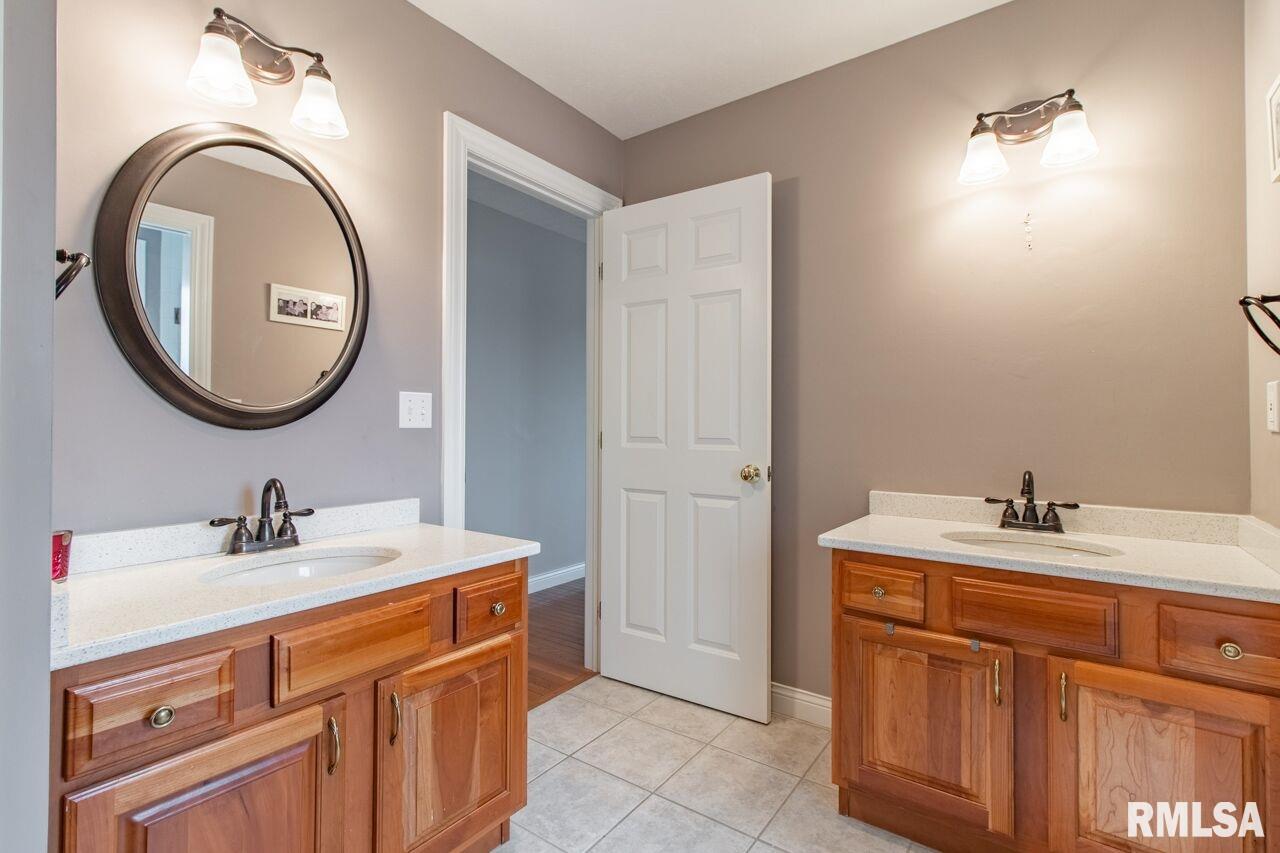 1232 Autumn Ridge Court Morton, IL 61550 - Photo 28 of 40 Gallery Image 28