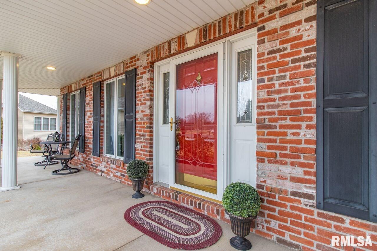 1232 Autumn Ridge Court Morton, IL 61550 - Photo 4 of 40 Gallery Image 4