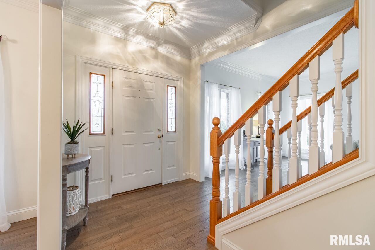 1232 Autumn Ridge Court Morton, IL 61550 - Photo 5 of 40 Gallery Image 5