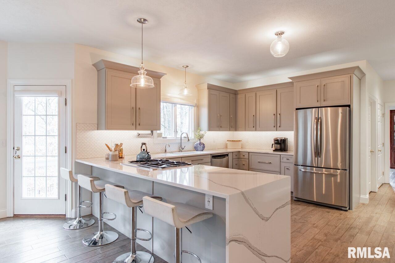 1232 Autumn Ridge Court Morton, IL 61550 - Photo 6 of 40 Gallery Image 6