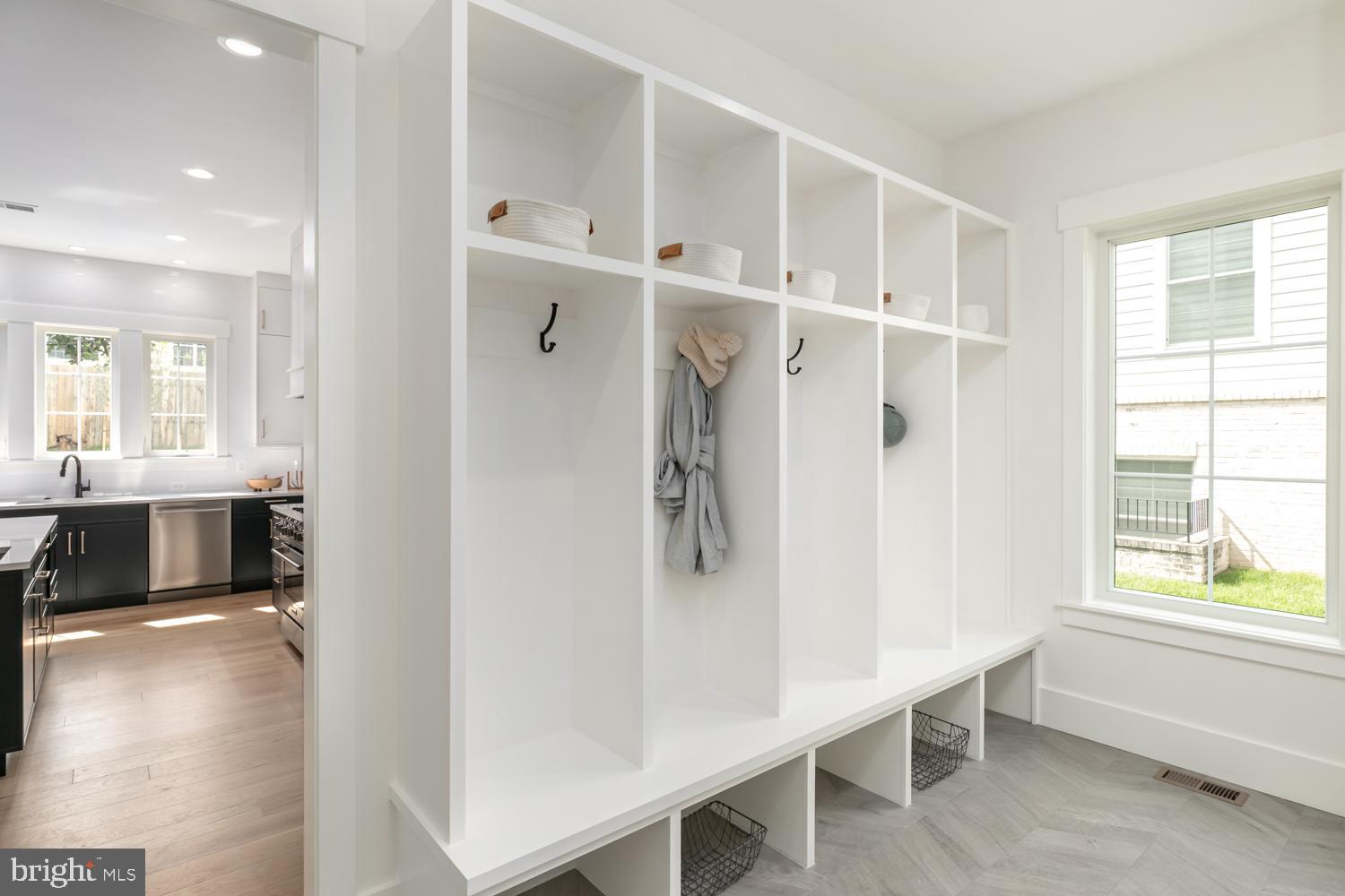 6801 Lumsden Street McLean, VA 22101 - Photo 17 of 35