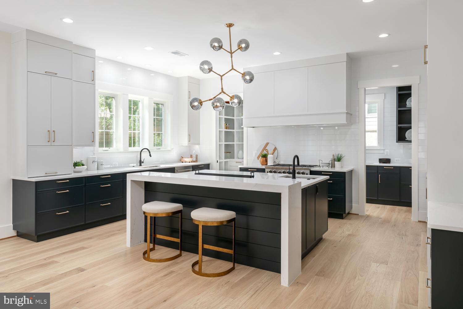 6801 Lumsden Street McLean, VA 22101 - Photo 2 of 35