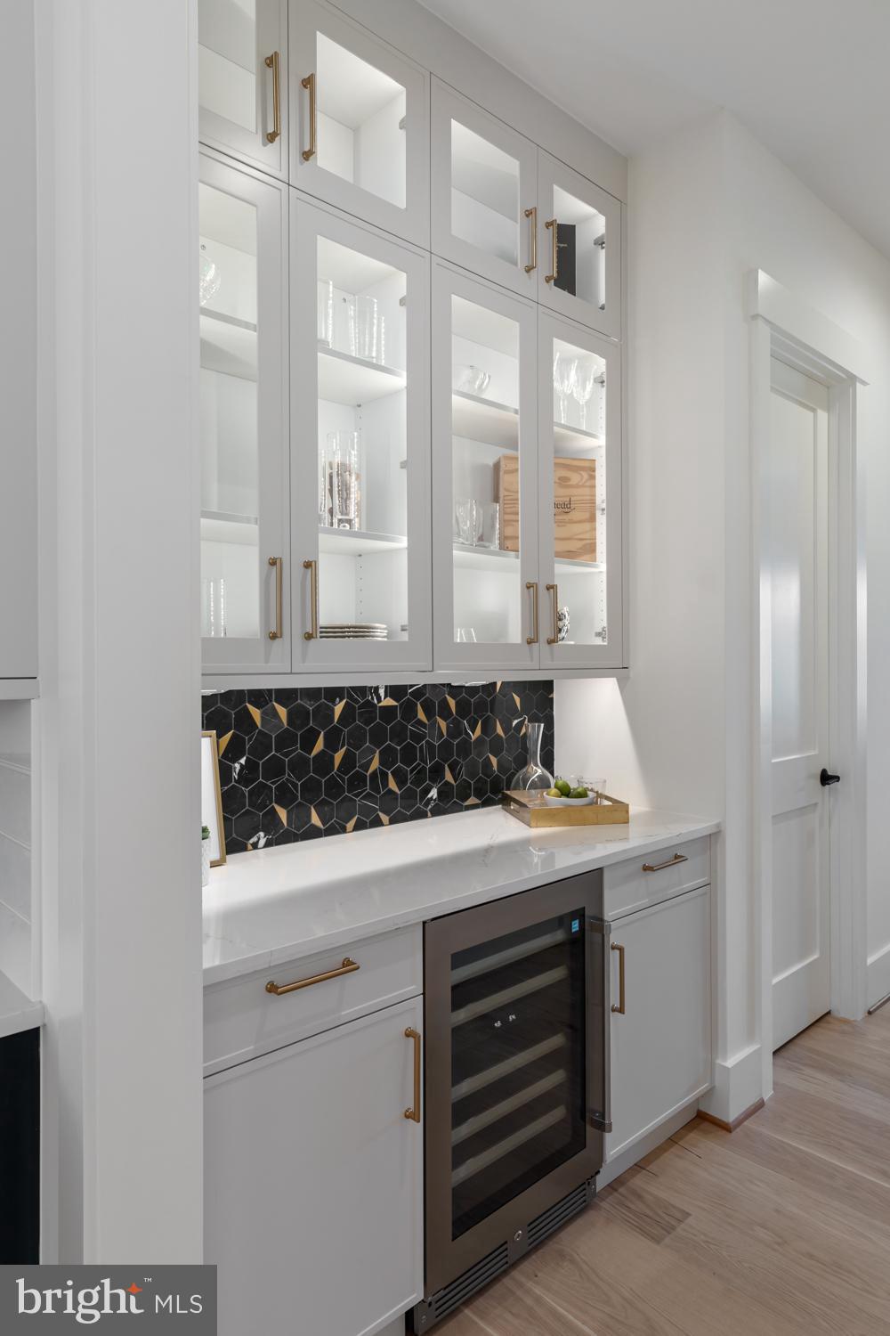 6801 Lumsden Street McLean, VA 22101 - Photo 7 of 35