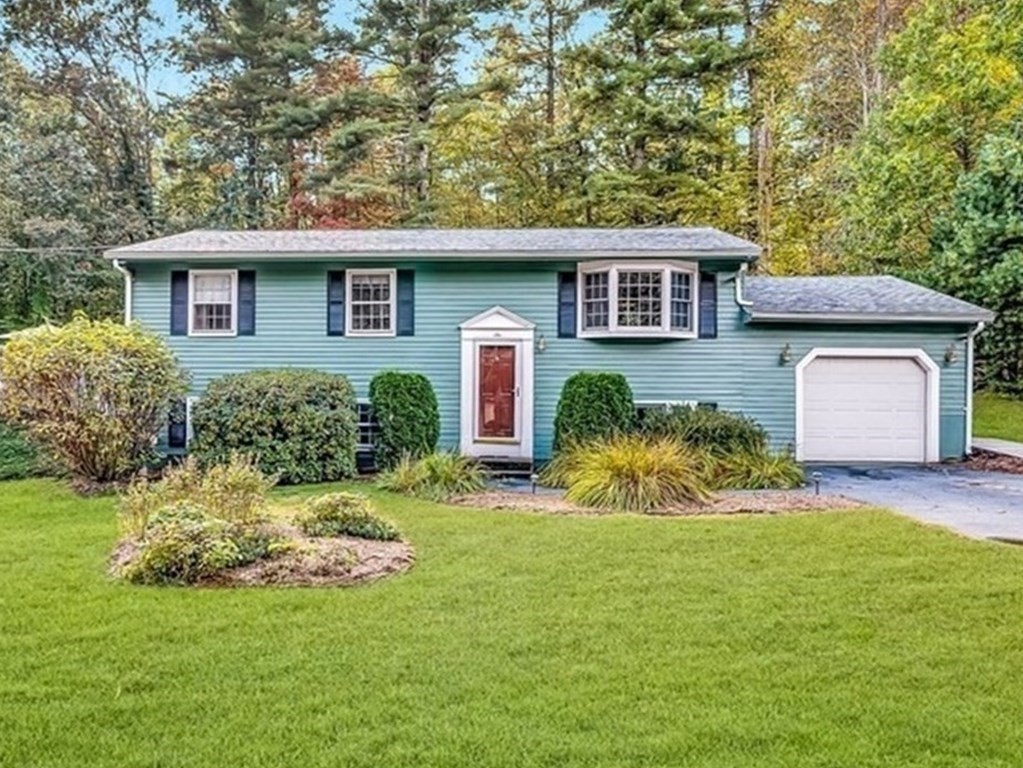 6 Priscilla Road Hopkinton, MA 01748 - Photo 3 of 37 Gallery Image 3