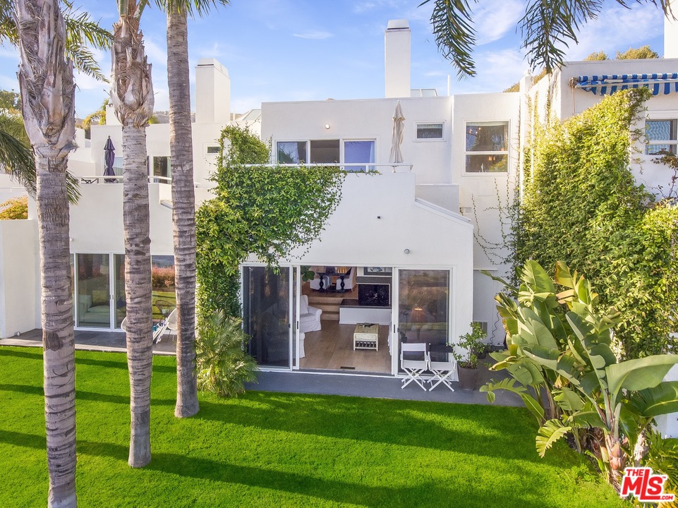 31242 Bailard Road Malibu, CA 90265 - Photo 3 of 24