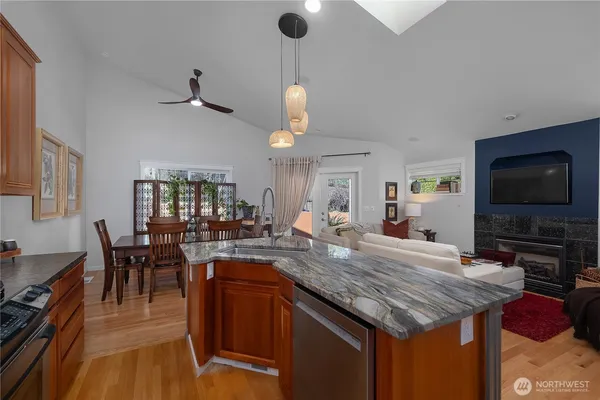 $439,900 | 3365 Simmons Mill Court Southwest, Unit B, Olympia, WA 98512