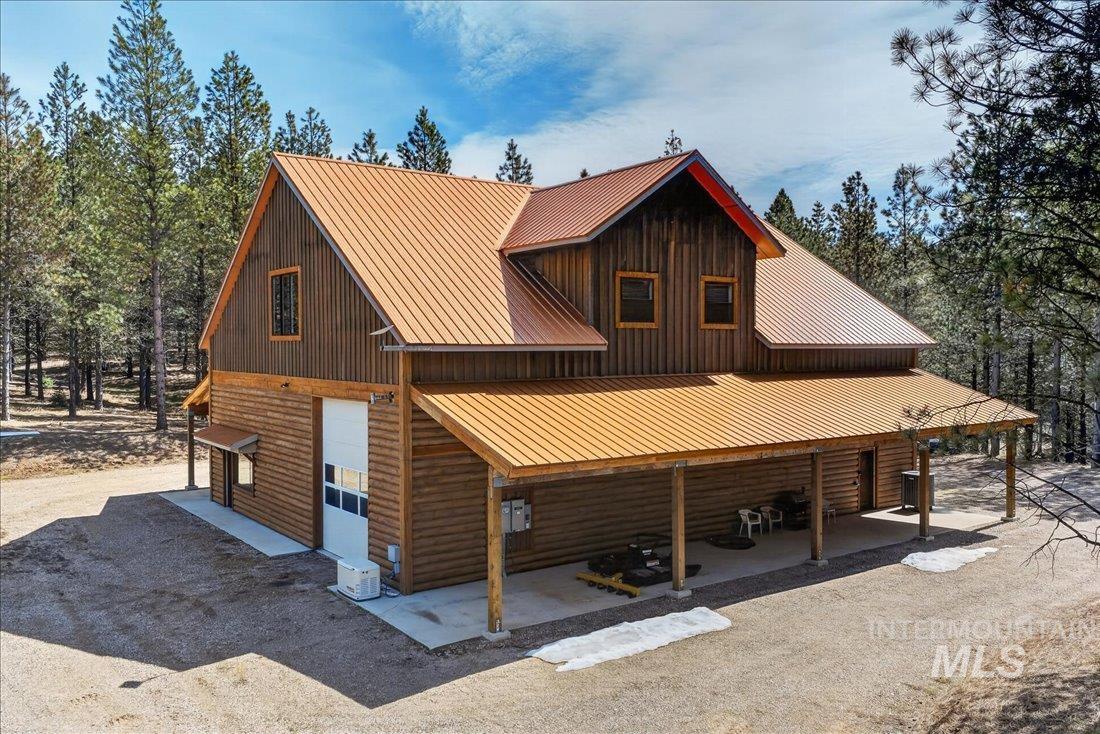 9512-9516 Packer John Road Cascade, ID 83611 - Photo 3 of 50