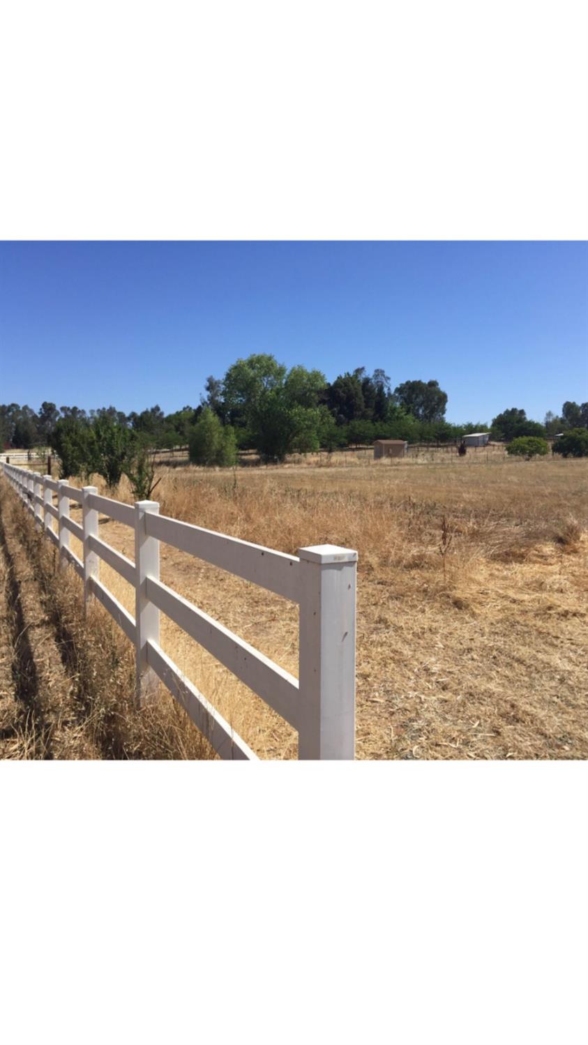 10125 La Clair Road Wilton, CA 95693 - Photo 15 of 21
