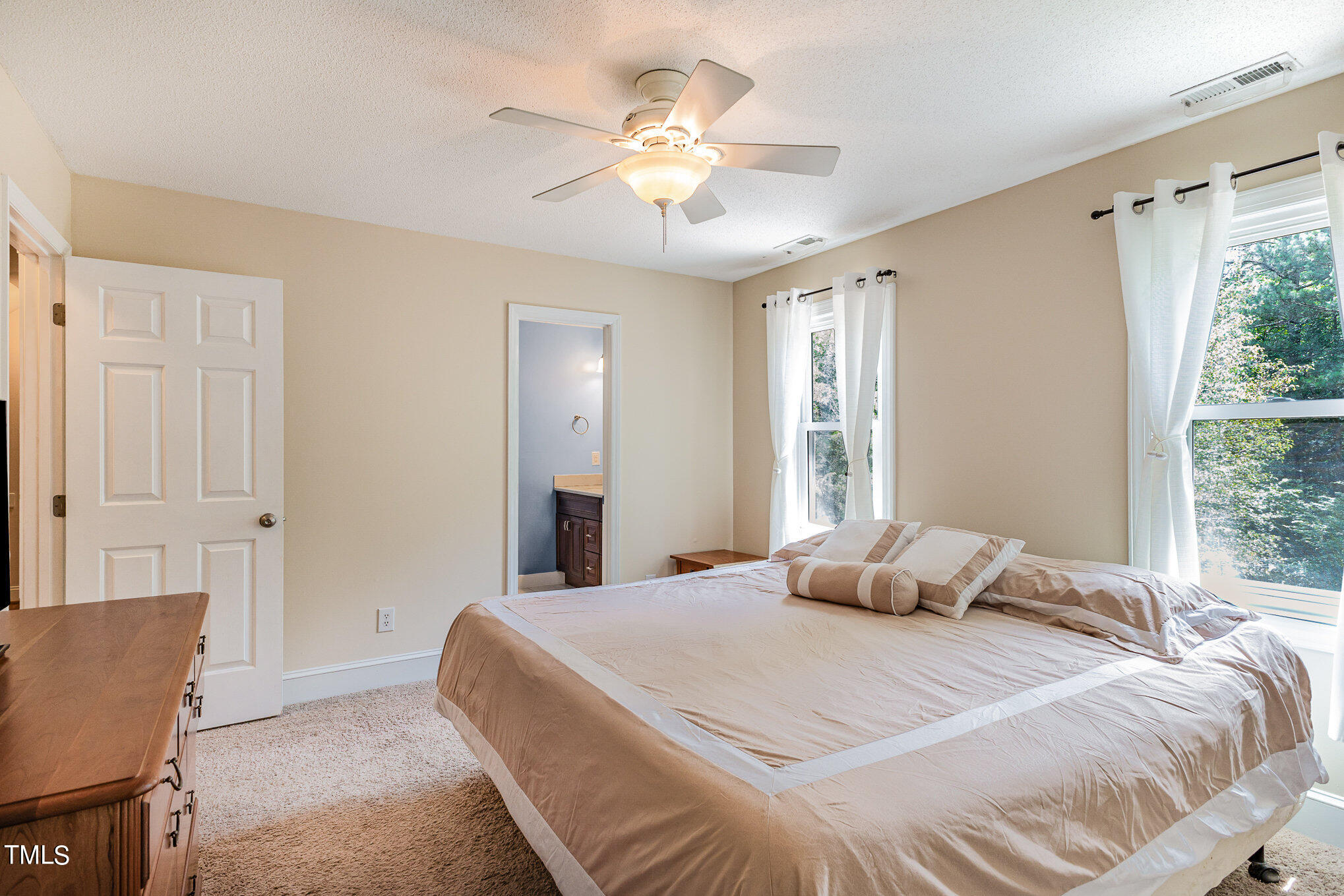 2209 Bufflehead Road Raleigh, NC 27616 - Photo 7 of 16 007_bc4a8624-edit