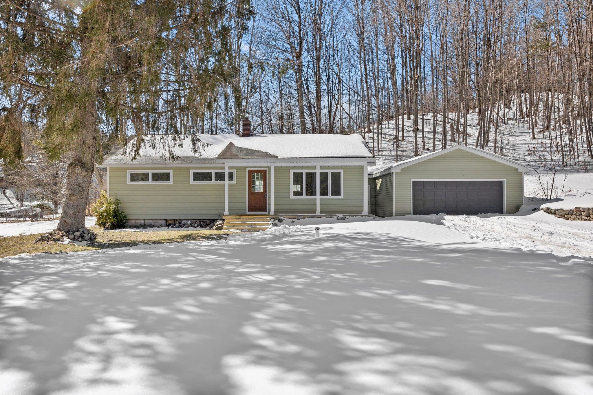 9420 East Lincoln Road Cedar, MI 49621 - Photo 29 of 49 1909525-29.JPG