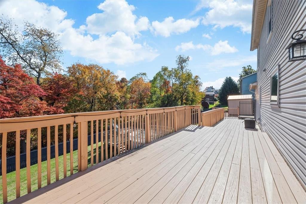 2086 Ridge Rd Extension Ambridge, PA 15003 - Photo 33 of 43
