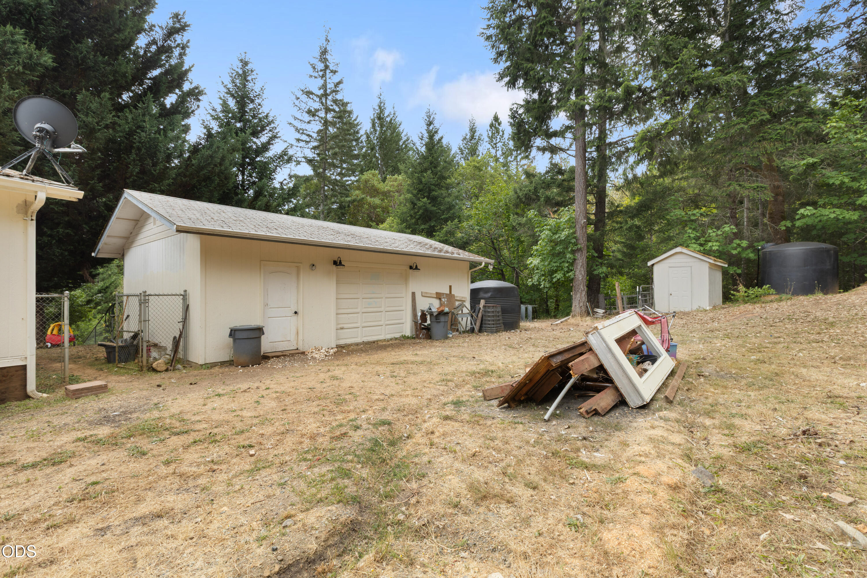 484 Brimstone Road Wolf Creek, OR 97497 - Photo 43 of 48