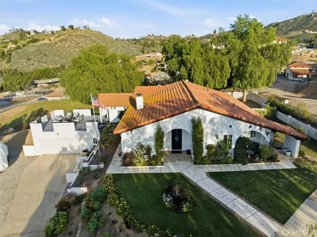 $1,199,900 | 21260 Ridgedale Drive, Lake Mathews, CA 92570