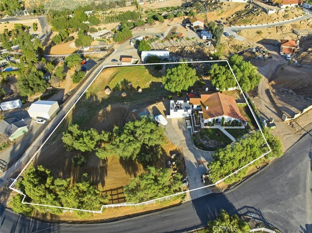 21260 Ridgedale Drive Lake Mathews, CA 92570 - Photo 4 of 36