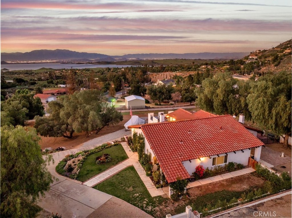 21260 Ridgedale Drive Lake Mathews, CA 92570 - Photo 7 of 36