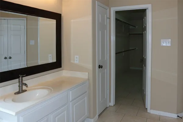 $2,700 | 18611 Peralta Hill Lane, Tomball, TX 77377