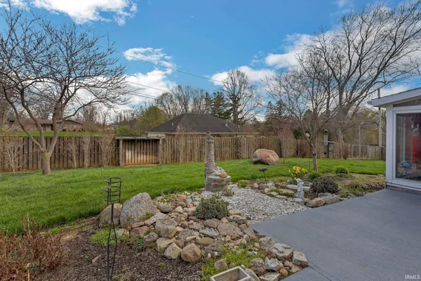 $375,000 | 528 Meadowbrook Road, Richmond, IN 47374