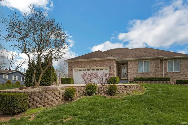 $375,000 | 528 Meadowbrook Road, Richmond, IN 47374