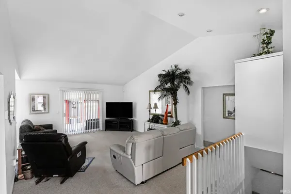 $375,000 | 528 Meadowbrook Road, Richmond, IN 47374