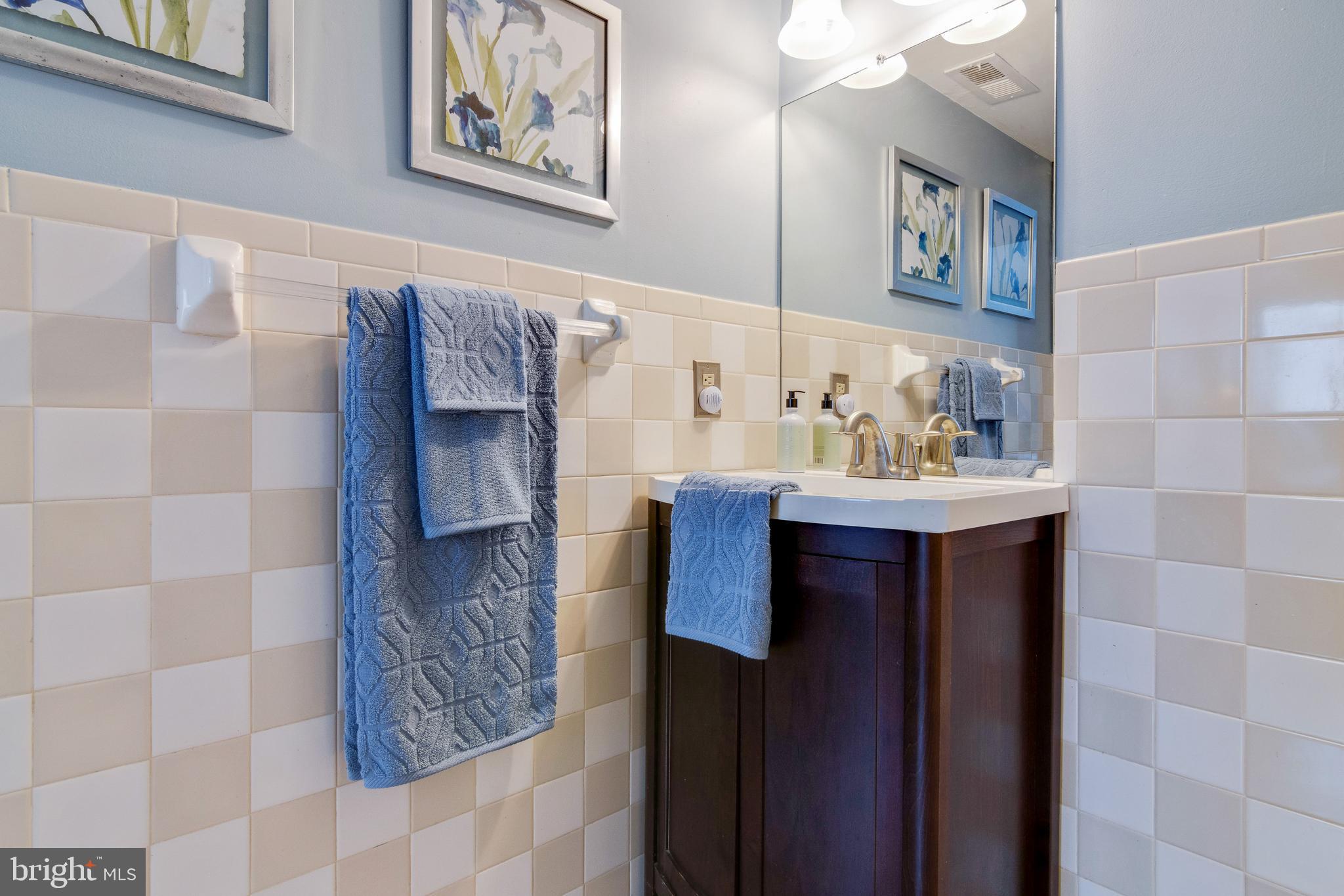 1812 North Spring Street Baltimore, MD 21213 - Photo 15 of 21 Lower level 2nd full bathroom