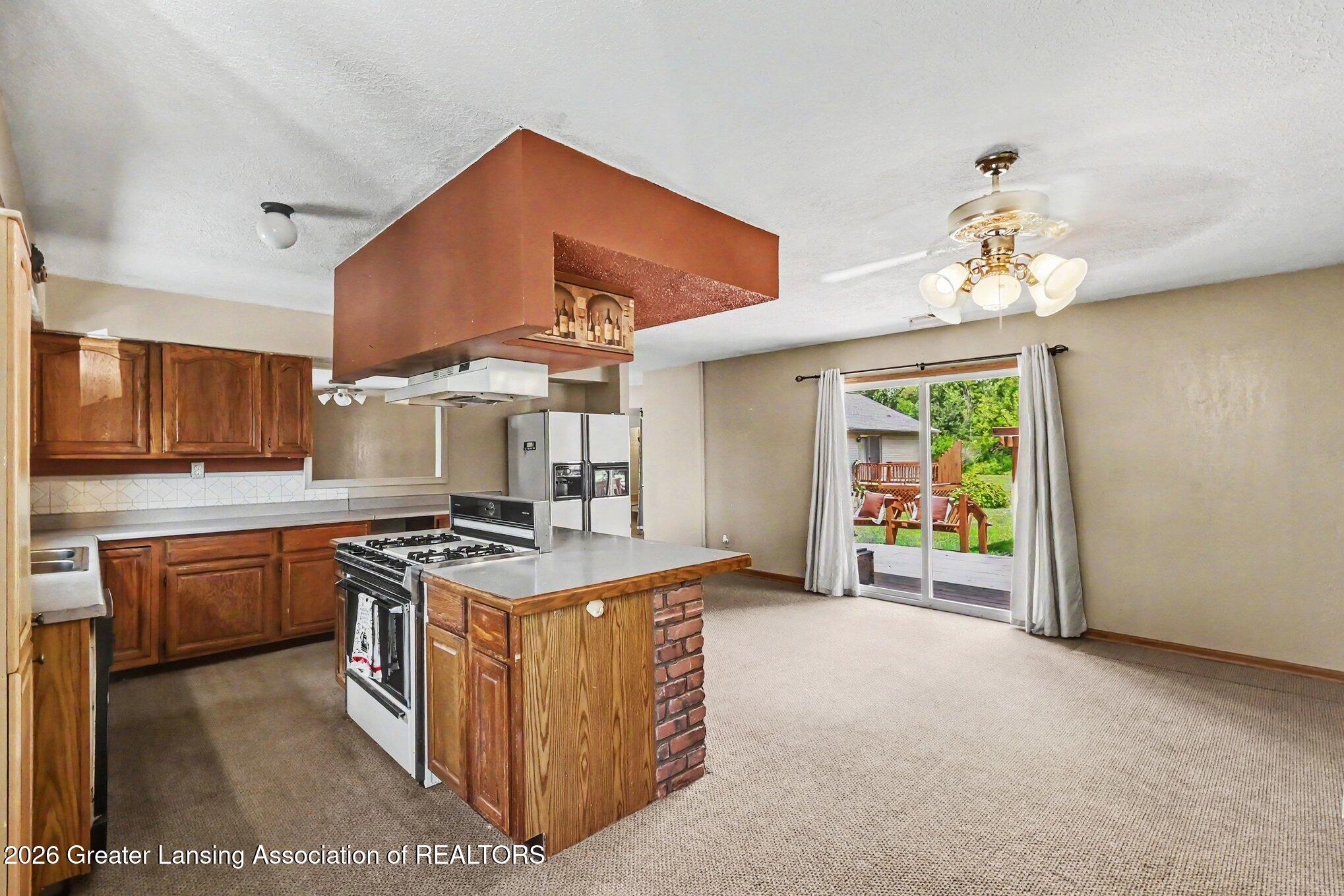 12092 Rupp Road Grand Ledge, MI 48837 - Photo 8 of 23 007_file_7363