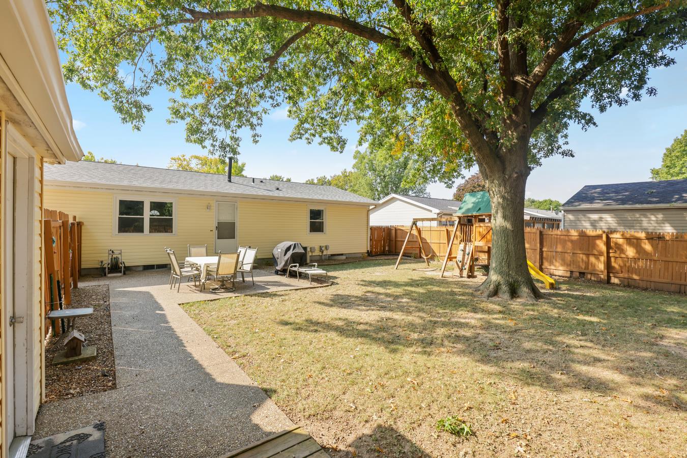 227 Nottingham Road Springfield, IL 62704 - Photo 32 of 37