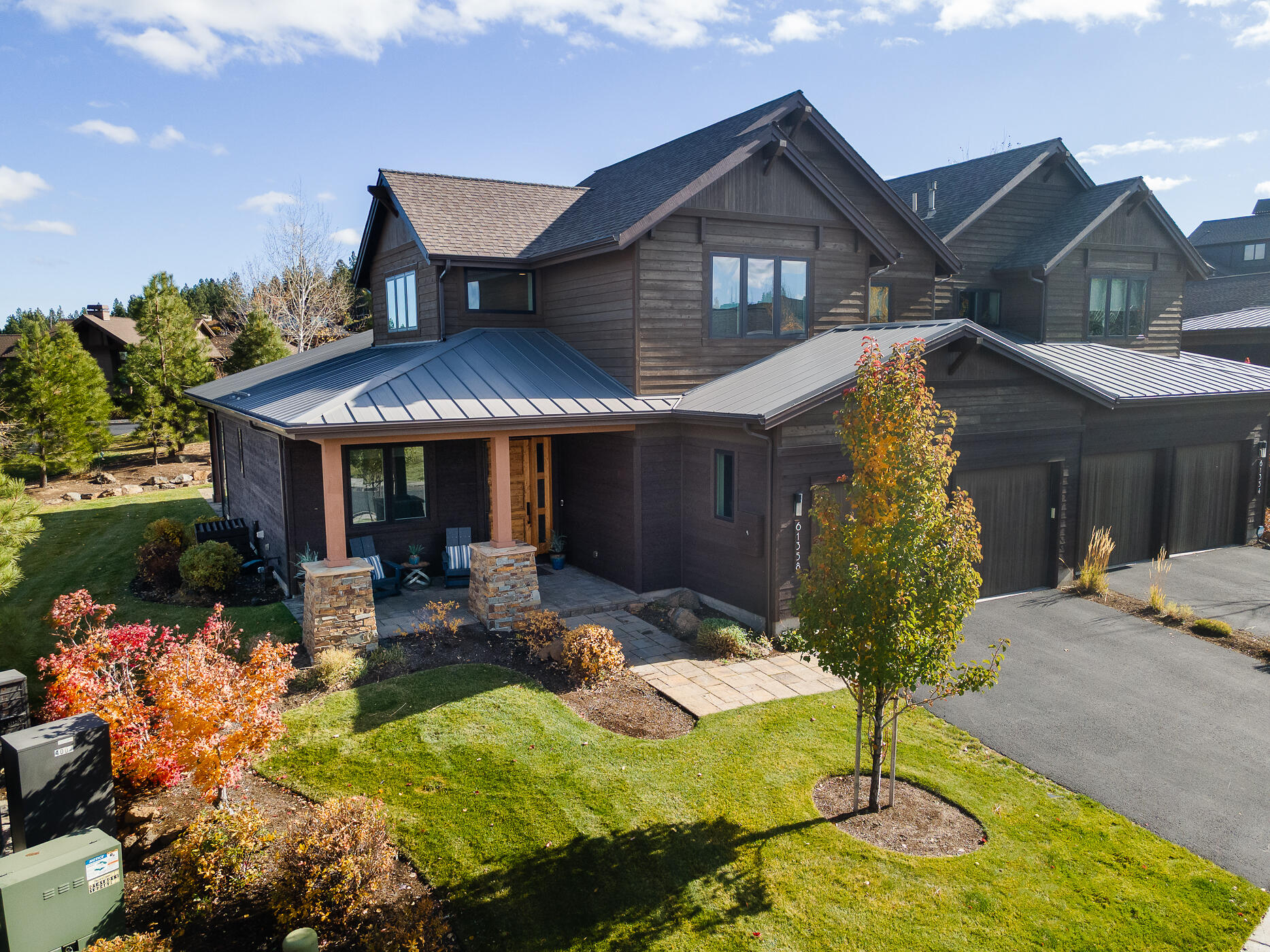61358 Kindle Rock Loop Bend, OR 97702 - Photo 1 of 38 01