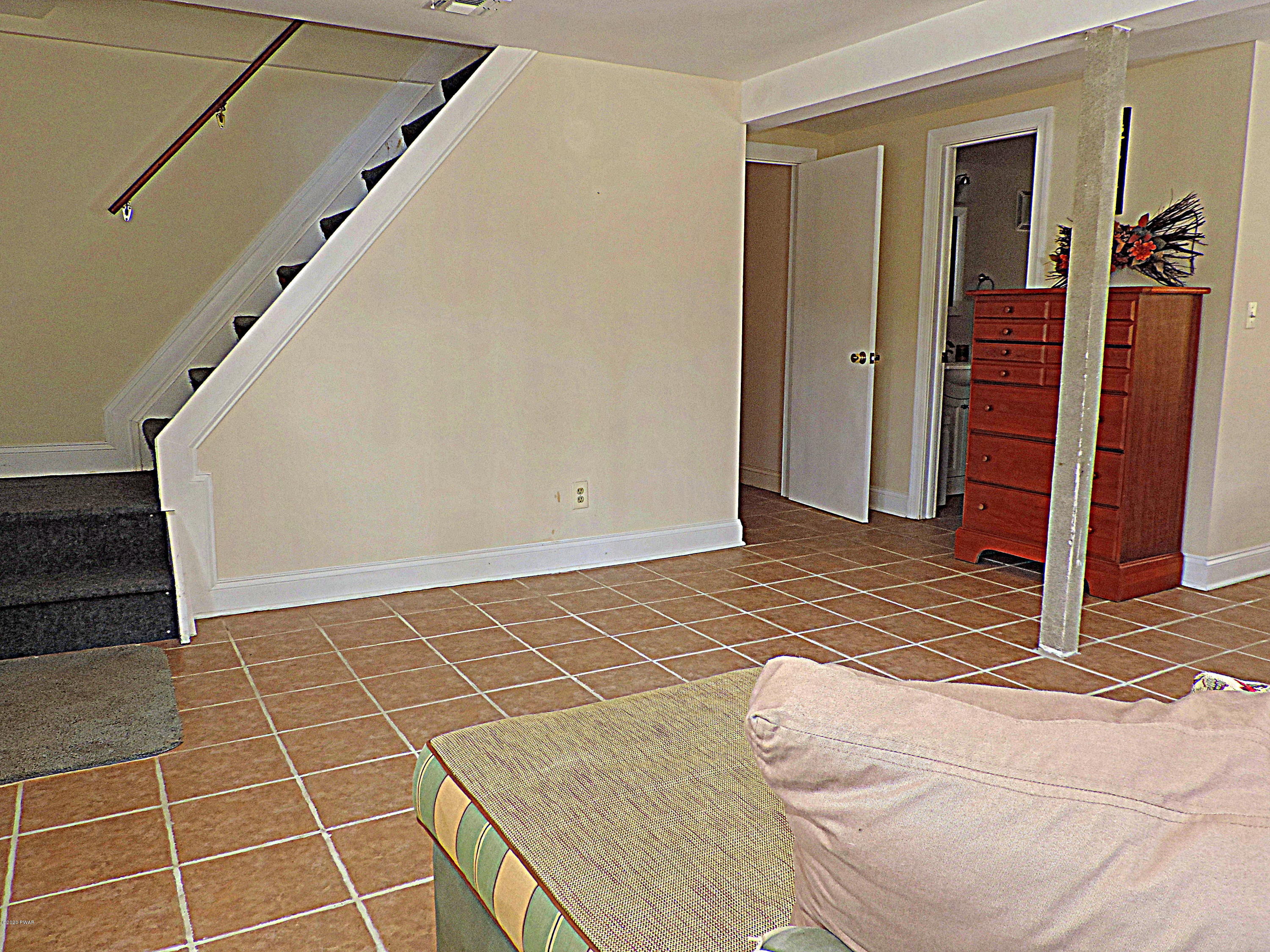 185 Lennon Road Greentown, PA 18426 - Photo 13 of 38 185 Lennon Road