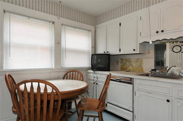 26-28 Barnard Road Belmont, MA 02478 - Photo 5 of 13 Gallery Image 5