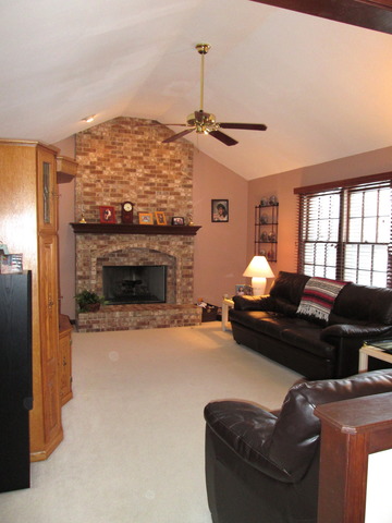 2555 Miller Road Geneva, IL 60134 - Photo 3 of 18