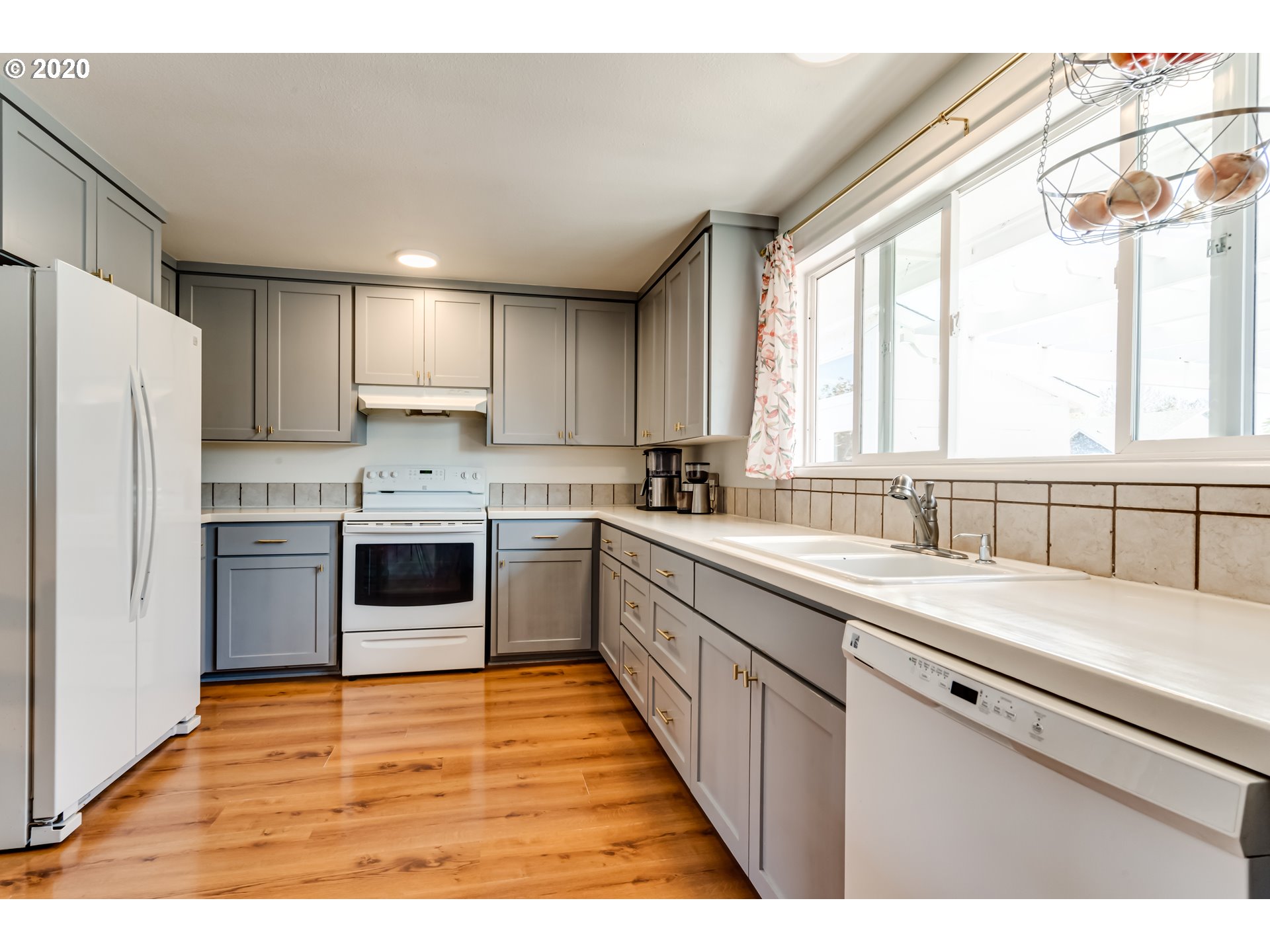 465 South 47th Street Springfield, OR 97478 - Photo 8 of 32