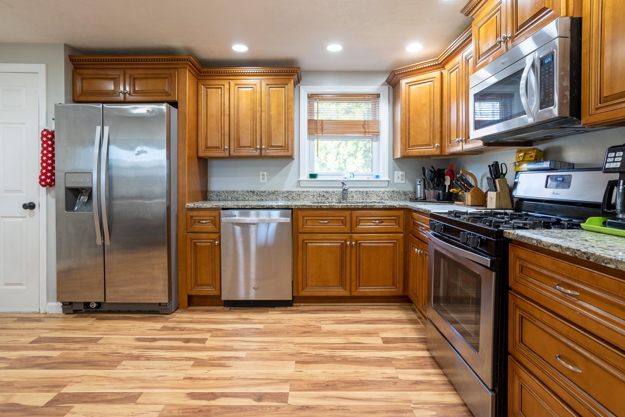10 Maple Ridge Road, Unit 10 Seabrook, NH 03874 - Photo 3 of 20