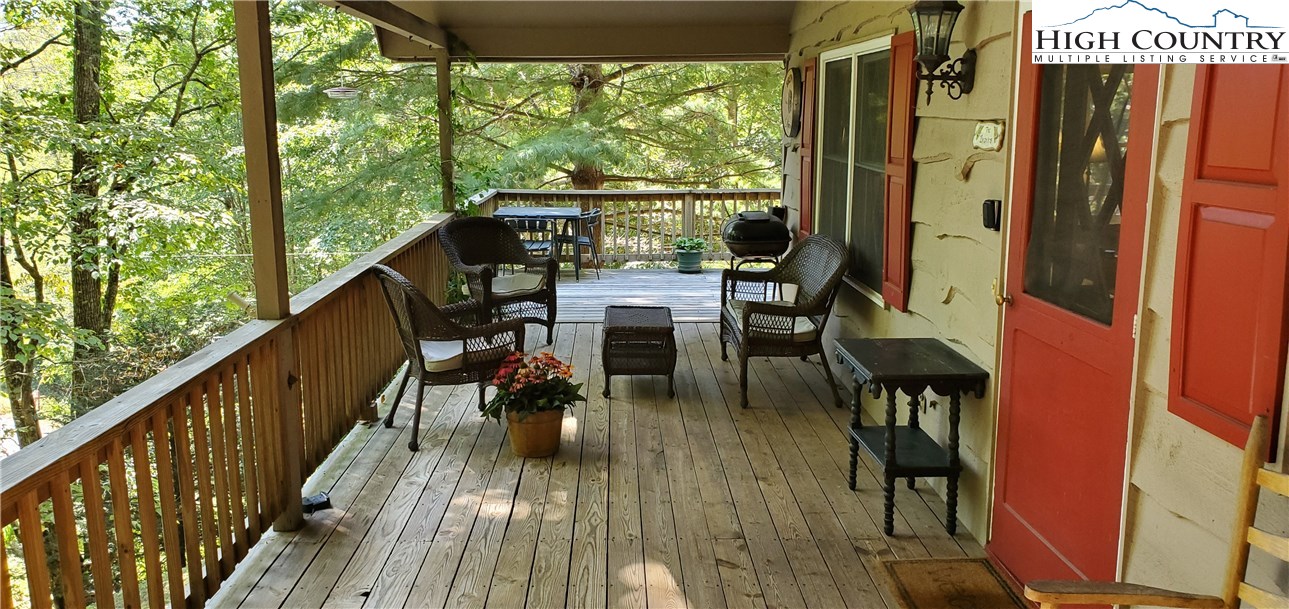 354 7 Oaks Road Boone, NC 28607 - Photo 3 of 39 Gallery Image 3