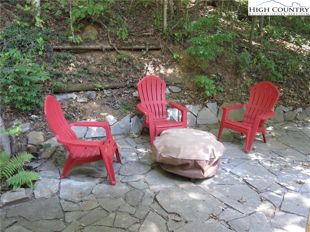 354 7 Oaks Road Boone, NC 28607 - Photo 10 of 39 Gallery Image 10