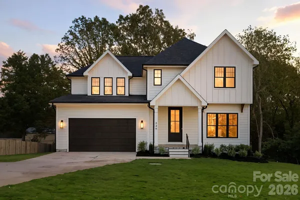 $725,000 | 426 Richards Lane, Mooresville, NC 28115