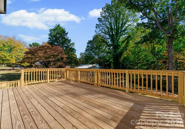 $725,000 | 426 Richards Lane, Mooresville, NC 28115
