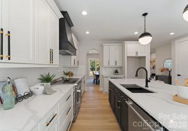 $725,000 | 426 Richards Lane, Mooresville, NC 28115
