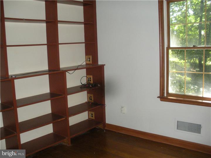 2557 River Road Reading, PA 19605 - Photo 8 of 14