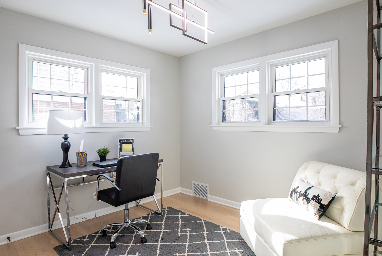 210 North Russel Street Mount Prospect, IL 60056 - Photo 8 of 17