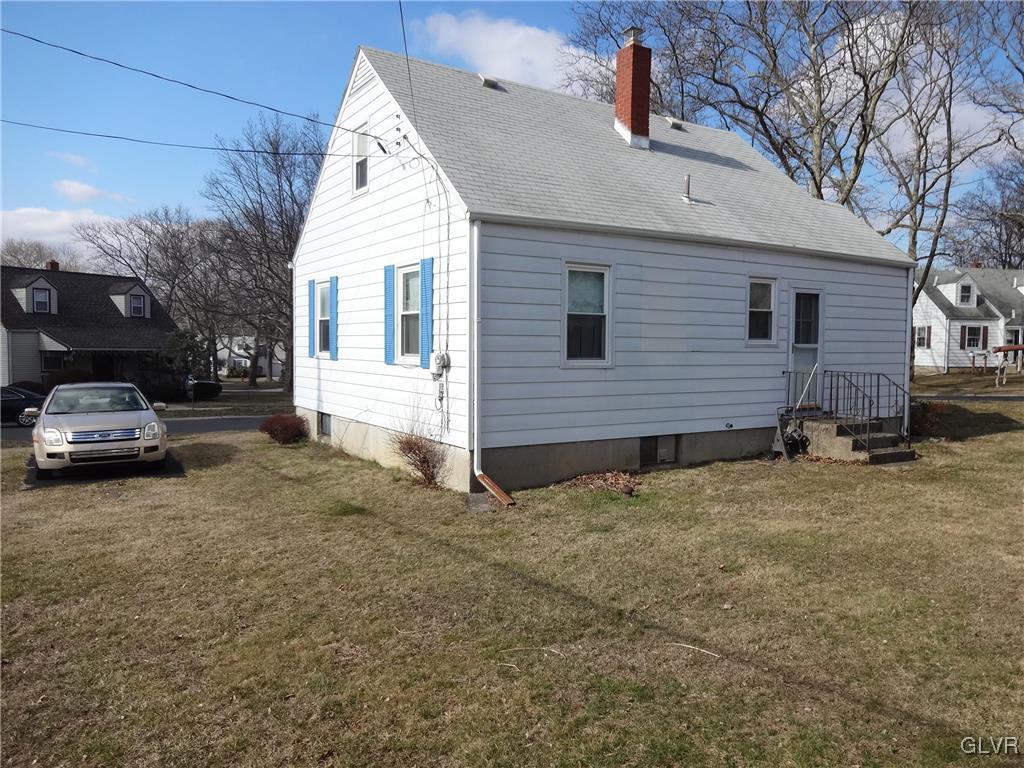 920 Magnolia Road Hellertown, PA 18055 - Photo 16 of 16 Gallery Image 16