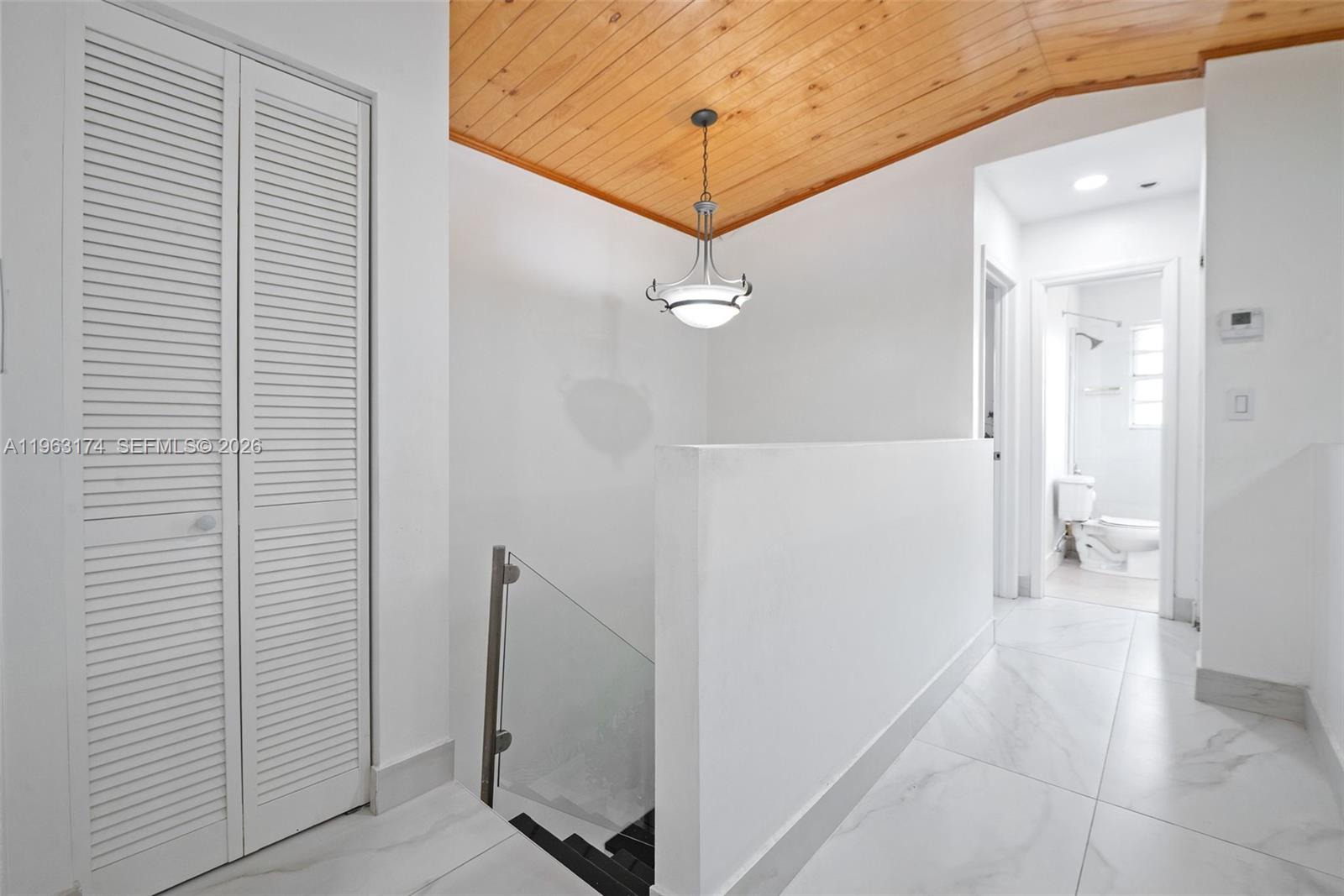 5239 Southwest 153rd Avenue Miami, FL 33185 - Photo 13 of 38