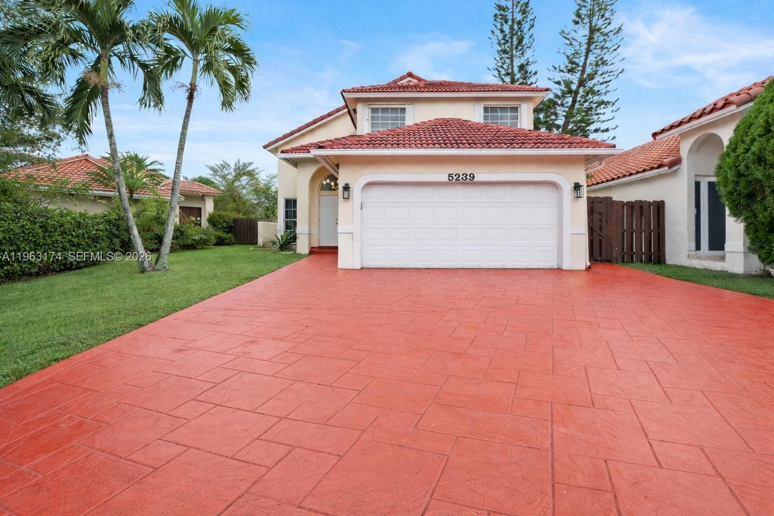 5239 Southwest 153rd Avenue Miami, FL 33185 - Photo 23 of 38