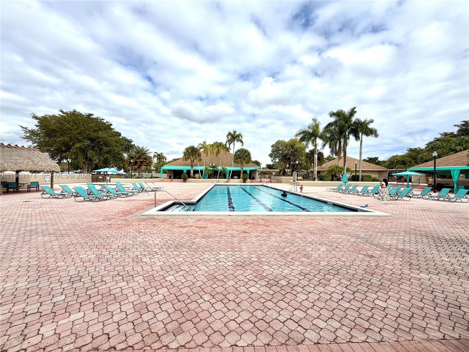 5239 Southwest 153rd Avenue Miami, FL 33185 - Photo 28 of 38