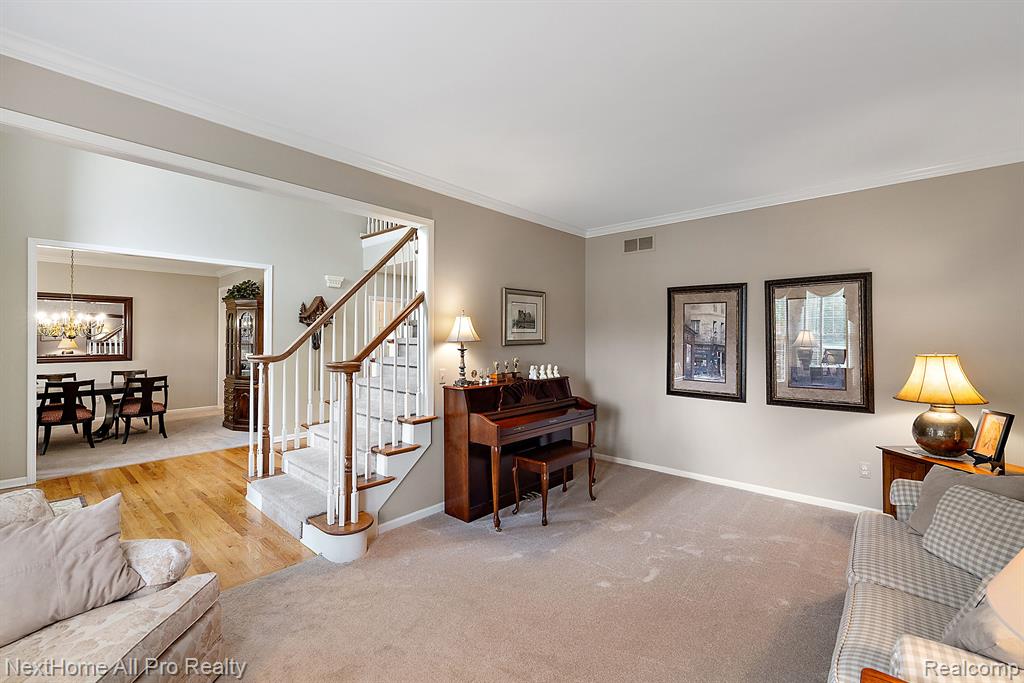 2012 Hickory Trail Drive Rochester Hills, MI 48309 - Photo 13 of 80