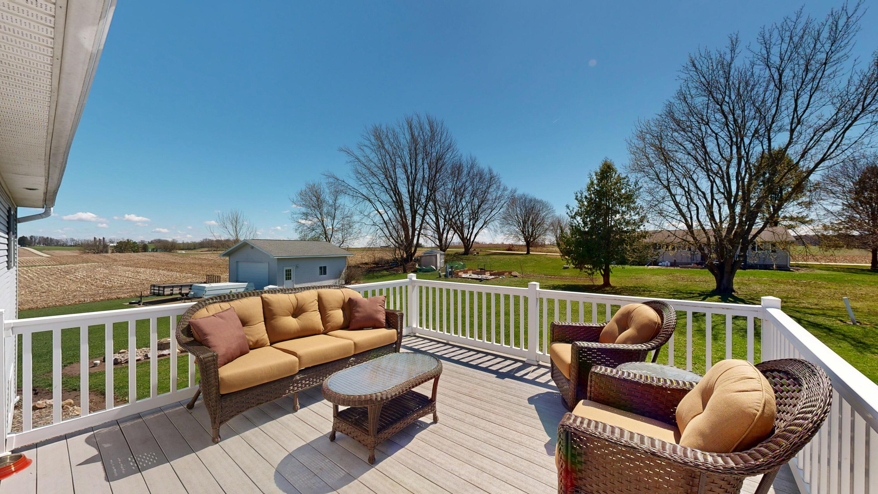 E7691 Prairie Boulevard Westby, WI 54667 - Photo 11 of 59 Deck