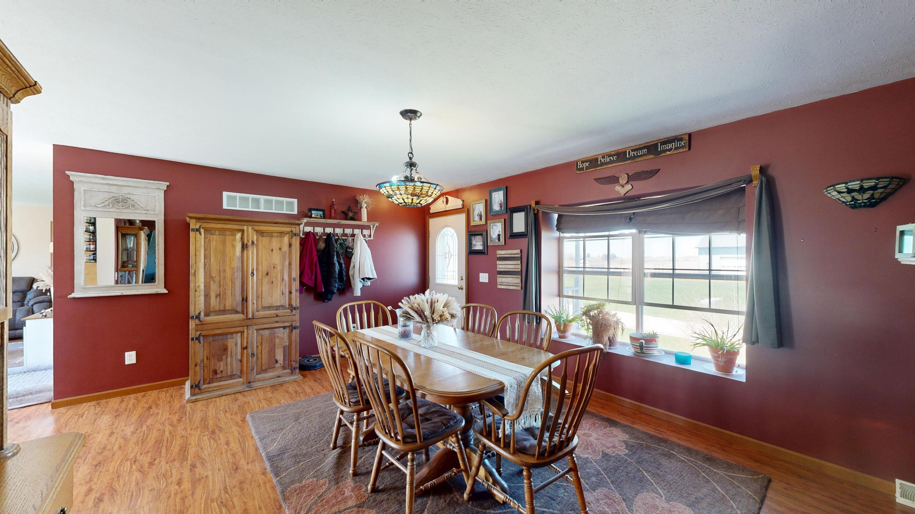 E7691 Prairie Boulevard Westby, WI 54667 - Photo 14 of 59 Dining area