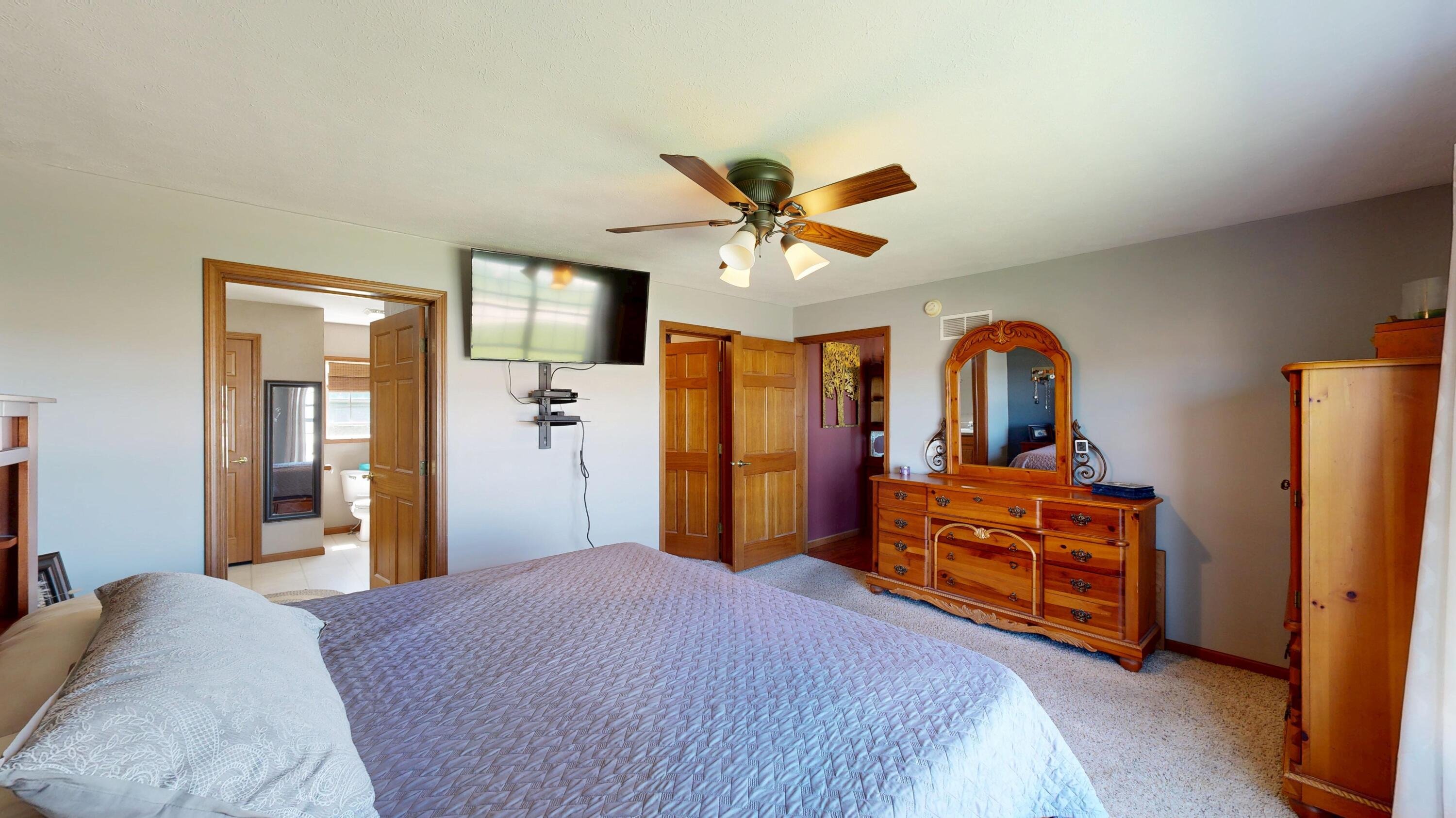 E7691 Prairie Boulevard Westby, WI 54667 - Photo 17 of 59 Primary bedroom
